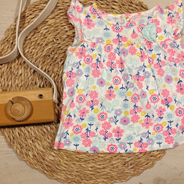 Remera carters 6-9 meses