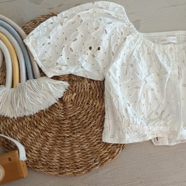 Top broderie Zara T11-12
