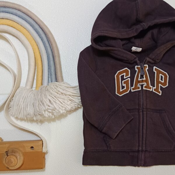 Campera Gap 6-12m